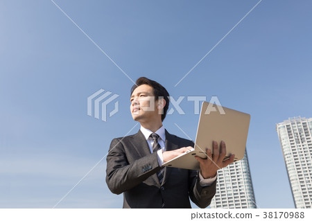 Businessman         38170988