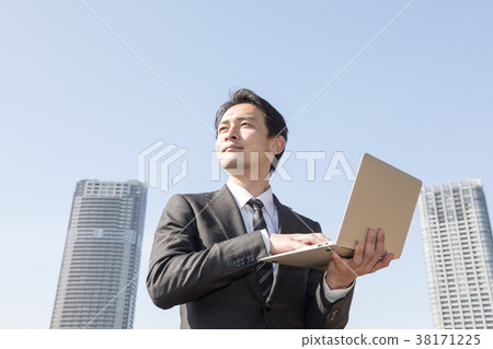 Businessman         38171225