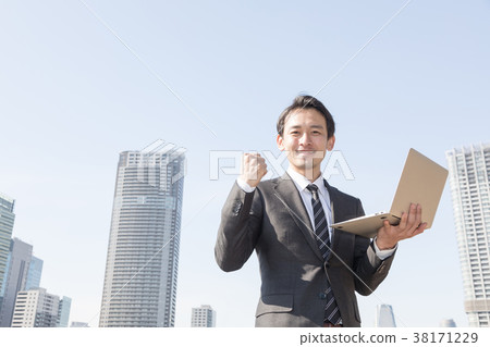 Businessman         38171229