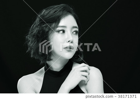 Beauty, Makeup, Beauty, Twenties, Female, Single Hair 38171371