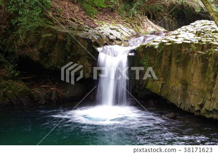 Kawazu Nanakida Kawazu Nanakida 38171623