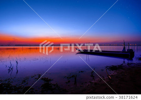City, Cityscape, Dusk, Horizon, Horizon Over Water City, Cityscape, Dusk, Horizon, Horizon Over Water 38171624