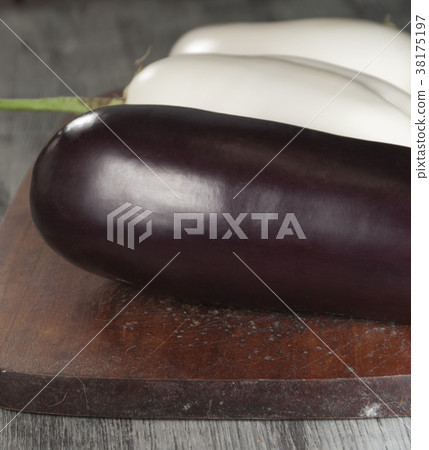 Egg fruits 38175197
