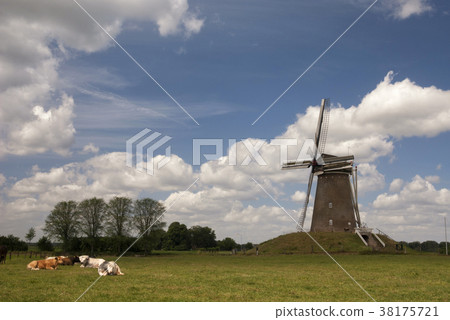 Windmill near Bronkhorst Windmill near Bronkhorst 38175721
