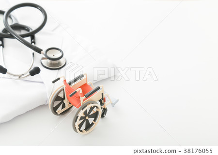 Medical image white background 38176055