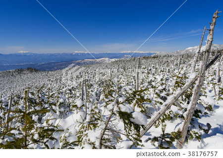 北阿爾卑斯山，Mt。Norikura，Mt。Ontake，從山的頂部看。 38176757
