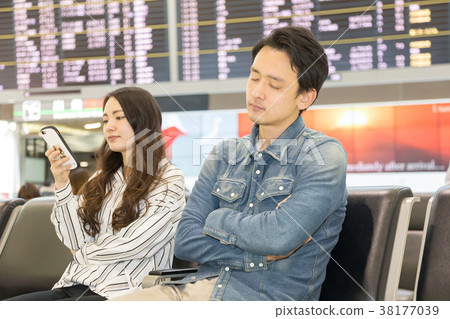 Airport person 38177039