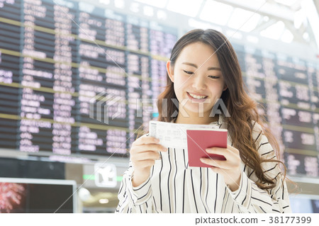 Airport person 38177399