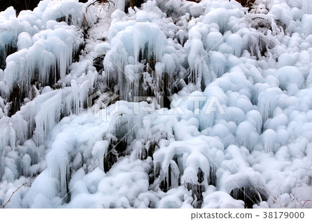 The icicle of the icicle Kubo Kubo The icicle of the icicle Kubo Kubo 38179000