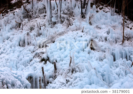 冰柱Kubo Kubo的冰柱 冰柱Kubo Kubo的冰柱 38179001