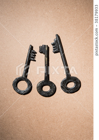 Keys, locks Keys, locks 38179933