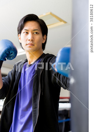 Young men (boxing gym) 38180612