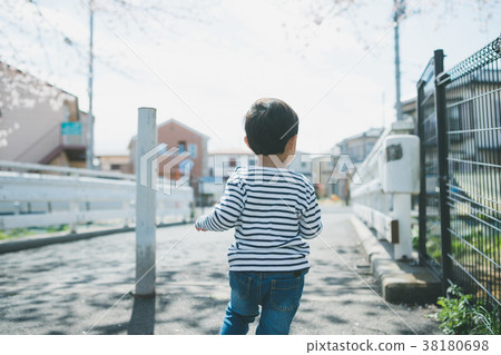 child, kid, younger 38180698