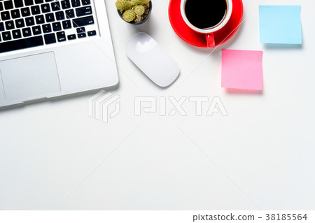 White office desk with copyspace White office desk with copyspace 38185564