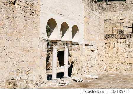 View of horseshoe arches in the ruins of Medina 38185701