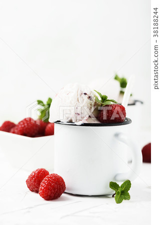Sweet summer ice cream with raspberry Sweet summer ice cream with raspberry 38188244