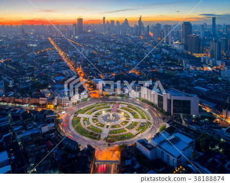 Aerial view of Bangkok modern office buildings 38188874