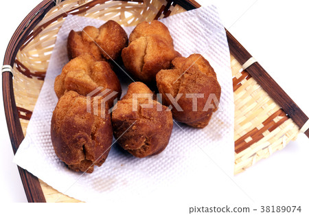 薩塔安達吉 38189074