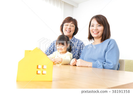 Three generation house search image 38191358