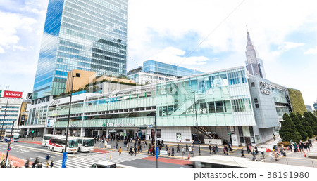 Shinjuku Station South Exit Busta Shinjuku Shinjuku Station South Exit Busta Shinjuku 38191980