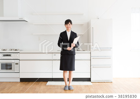改革承包商銷售女人 改革承包商銷售女人 38195830