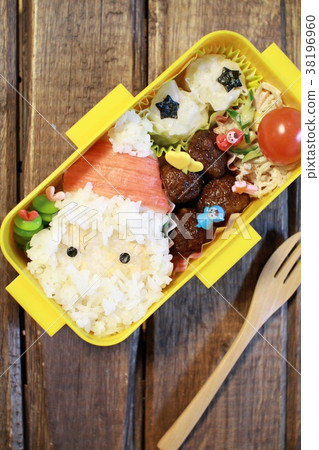 Santa Claus character bento I made for my child Santa Claus character bento I made for my child 38196960