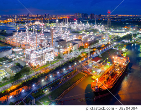 Twilight of oil refinery Twilight of oil refinery 38204094