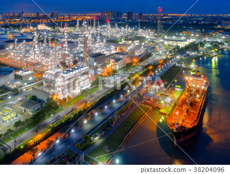 Twilight of oil refinery Twilight of oil refinery 38204096