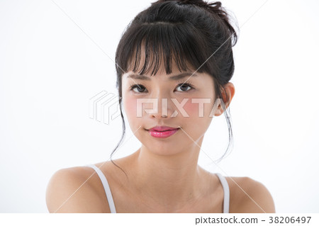 年輕女子的美麗 38206497