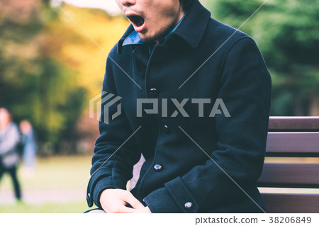 Men falling on the bench Men falling on the bench 38206849