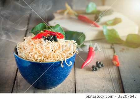 Instant noodles in a bowl Instant noodles in a bowl 38207645