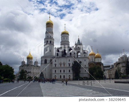 Moscow Kremlin Dormition Cathedral 38209645