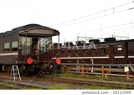 To new and old change To new and old change 38212099