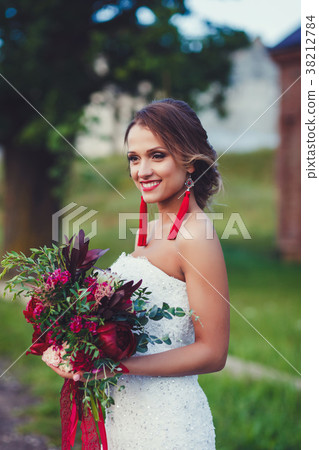 portrait of a happy bride 38212784