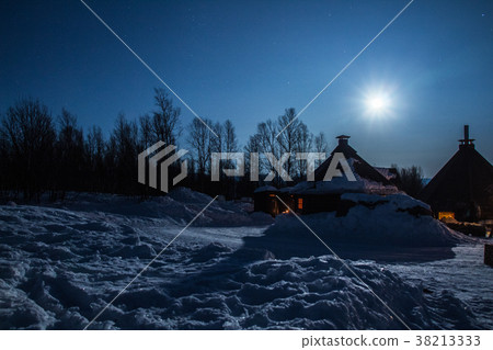 等待極光站點的小屋 等待極光站點的小屋 38213333