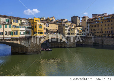 Ponte Vecchio - Florence - Italy Ponte Vecchio - Florence - Italy 38215935