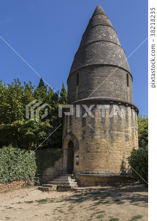 Lanterne-des-Morts - Sarlat - France Lanterne-des-Morts - Sarlat - France 38218235