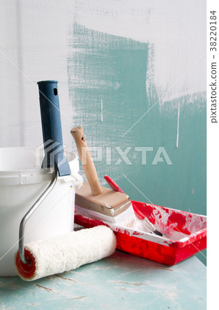 Roller Painting Container and the Painting Roller. 38220184