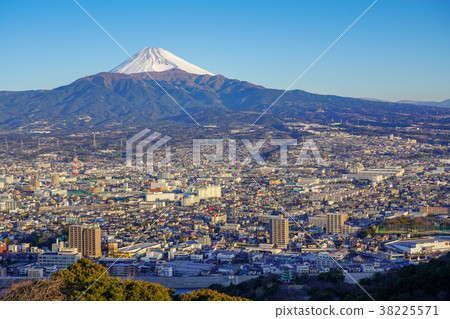 （靜岡縣）沼津和富士山的城市景觀 38225571