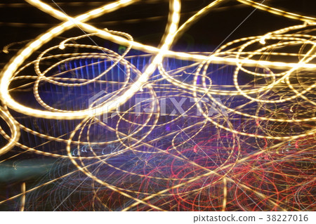 Long exposure photo, striped lines in motion 38227016