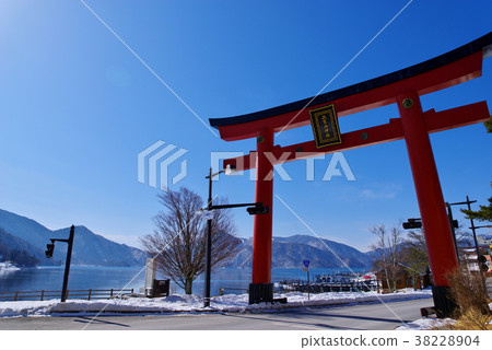 Lake Chuzenji Lake Tachiki Kannon Entrance of the winter From the east side torii of Futarasan Shrine Lake Chuzenji Lake Tachiki Kannon Entrance of the winter From the east side torii of Futarasan Shrine 38228904