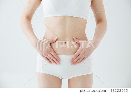 [With clipping path] female belly 38228925