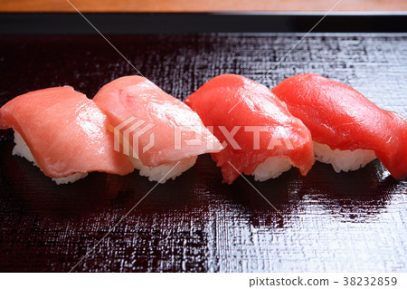 sushi  38232859