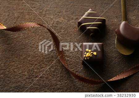 Chocolate Chocolate 38232930
