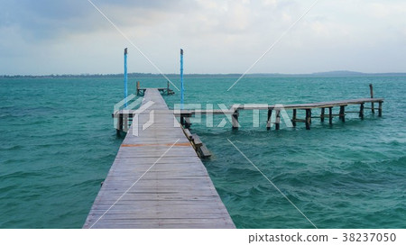 South Island Pier 38237050