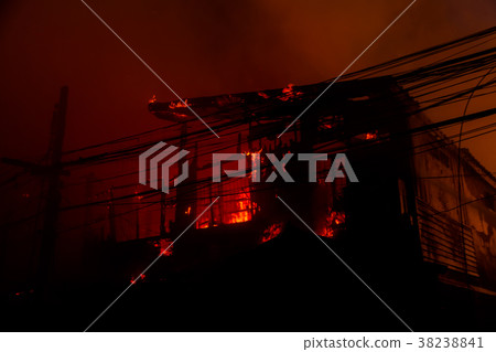 The silhouette of Burning house 38238841