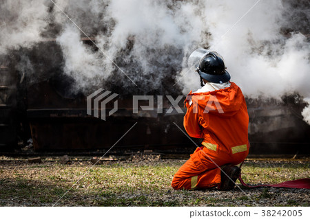 Fire fighters team training 38242005