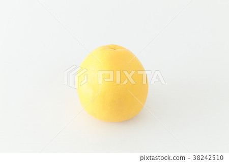 採取白色背景的葡萄柚產品 採取白色背景的葡萄柚產品 38242510