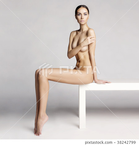 Gorgeous lady Gorgeous lady 38242799