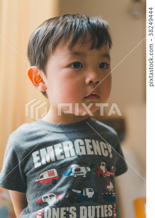 younger, person, little child 38249444